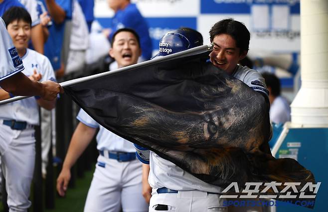 만루포 친 박병호 꾸짖은 강민호...’소 귀에 경 읽기’란 이런 상황? [대구 현장]