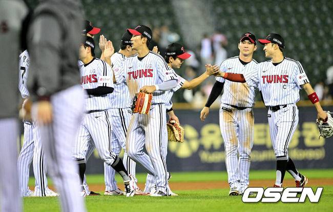 ‘18승4패, 절대 1강→23승25패, 8위 추락’ 염갈량, 왜 “너무 잘했다” 선수단 칭찬했을까...“전반기 남은 17경기 전투적으로 하겠다”