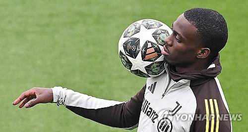 韓 축구 비통한 소식…