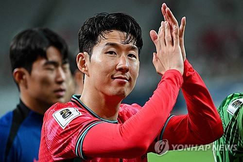 손흥민 '3년 1425억' 핵폭탄급 이적 성큼!… 토트넘도 SON 안 잡을 듯→