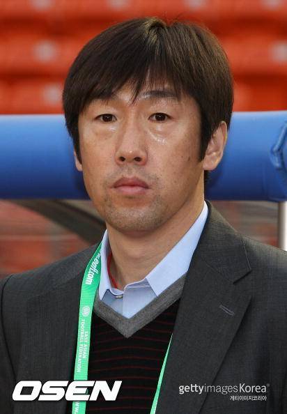 '韓 벌벌 떨겠지?' 中, 한국에 0-3 패배 '대참사' 안긴 인물 영입 초읽기... 동아시안컵 행복회로 돌린다