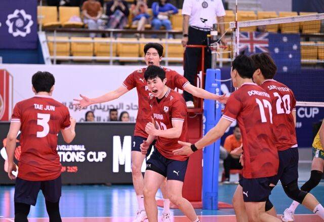에이스 허수봉, 벼랑 끝에서 대폭발! 한국, 호주 3-1로 꺾고 네이션스컵 준결승 진출 [MD더발리볼]