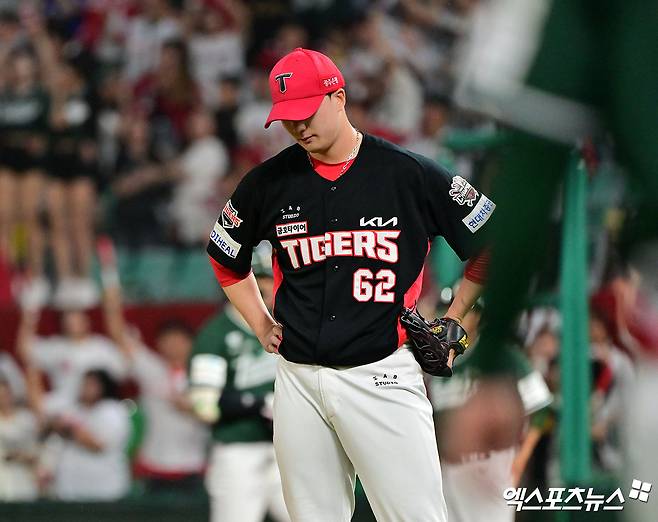 KIA 6연승 바라봤는데, '⅓이닝 2실점 블론세이브'라니...또 랜더스필드서 고개 숙인 정해영 [인천 현장]