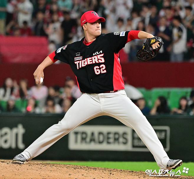 KIA 6연승 바라봤는데, '⅓이닝 2실점 블론세이브'라니...또 랜더스필드서 고개 숙인 정해영 [인천 현장]