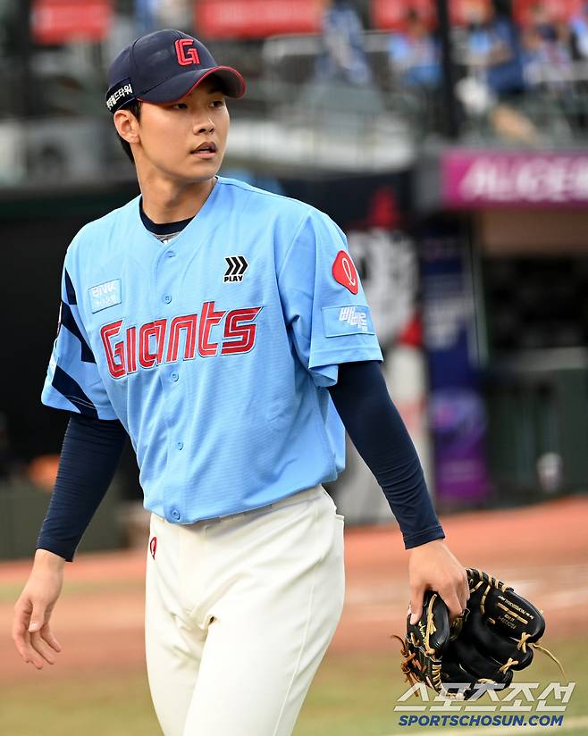 초대박! 154㎞ 홍민기 → 158㎞ 윤성빈까지 불꽃투…김태형의 상상은 현실이 된다 [부산포커스]