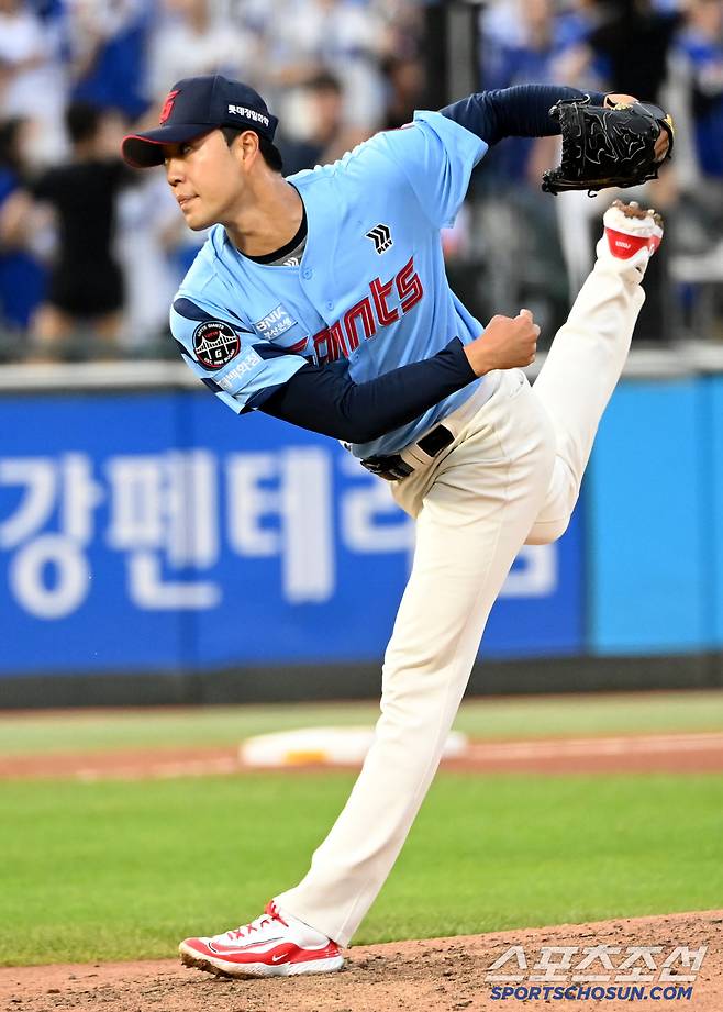 초대박! 154㎞ 홍민기 → 158㎞ 윤성빈까지 불꽃투…김태형의 상상은 현실이 된다 [부산포커스]