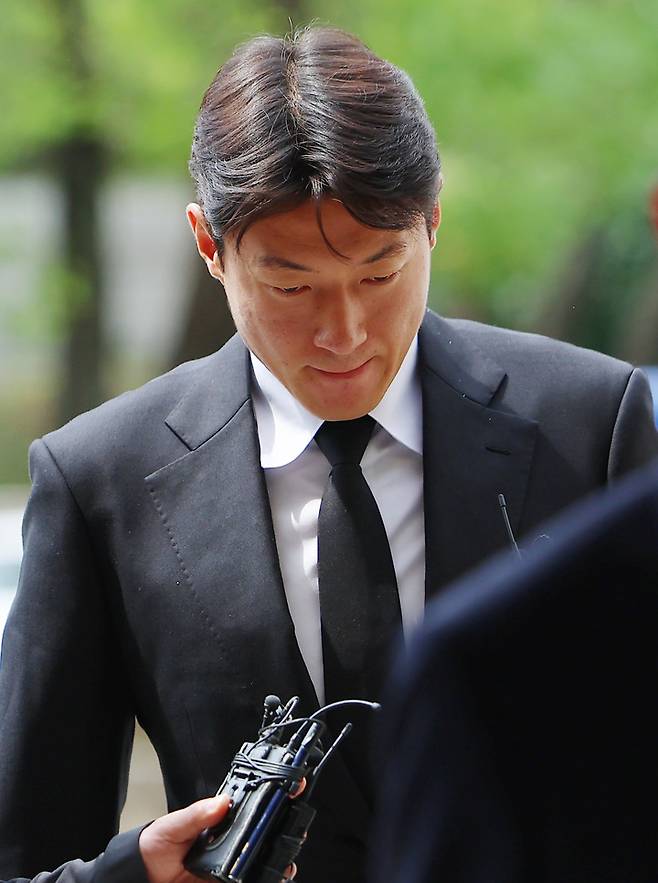 '불법 촬영' 황의조, 재판부에