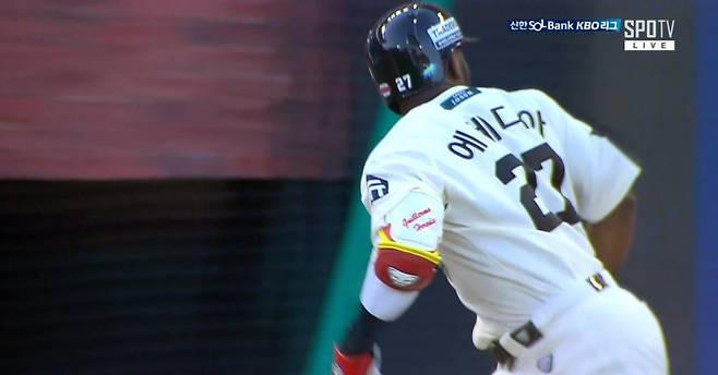 SSG 경위서 기다리는 KBO, '심판 욕설 퇴장' 에레디아 상벌위 검토 중 [IS 이슈]