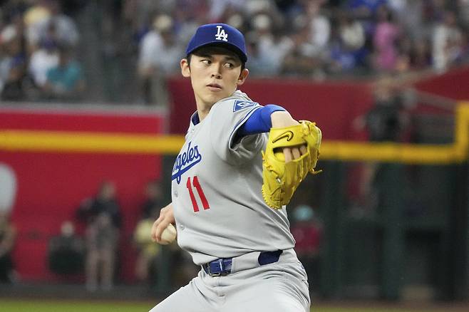 '이럴거면 롯데 왜 떠났어?' 시즌 아웃이라더니, 8월 복귀? FA 최대어 무색하다