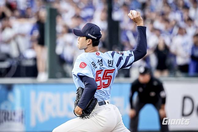 '154㎞ 좌완' 다음 투수가 '158㎞ 우완'이라니... 롯데 무서운 강속구 듀오 등장, 와신상담 끝 빛 본다