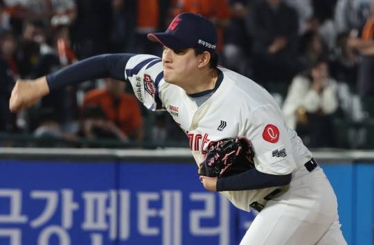 롯데, 한화 필승조 뎁스가 '후덜덜' 누가 더 셀까? 김원중, 정철원, 최준용, 정현수 vs 김서현, 주현상, 한승혁, 박상원