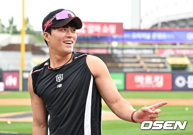 차명석 단장 “퓨처스 1등 아닌가요. 천성호 달라고 먼저 요구했다”…LG, 군필 좌완 포기하고 내야 보강. KT와 1대2 깜짝 트레이드