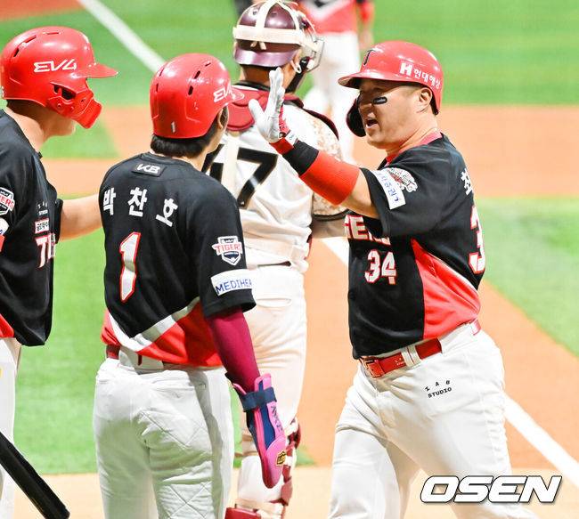 ‘6월 압도적 1위’ KIA 잇몸 야구, 3강 구도 위협하다...이게 우승팀의 저력인가