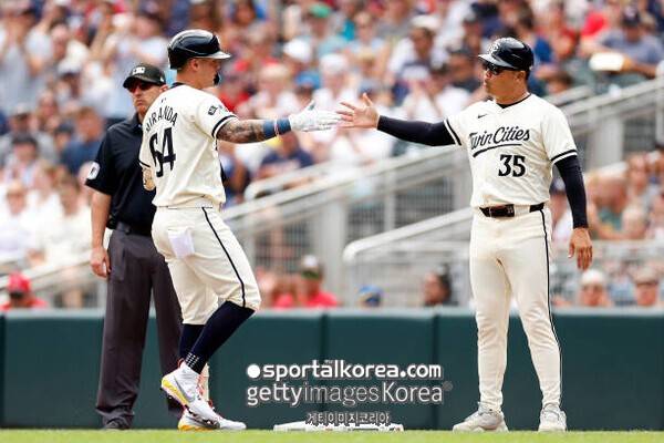 '前 롯데 코치'가 MLB 최초 '한국계 감독' 될 수도 있다고?…現 감독 계약 연장설에 '묵묵부답' 미네소타, 경질 시 '행크 콩거' 물망
