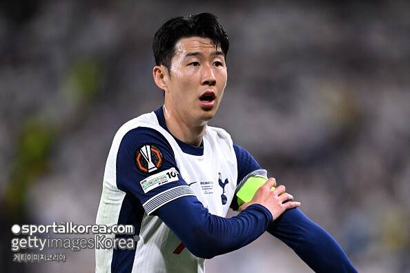 韓 캡틴은 사우디로 가지 않는다! 손흥민, 결국 무리뉴 품으로? 페네르바체 이적 초읽기...