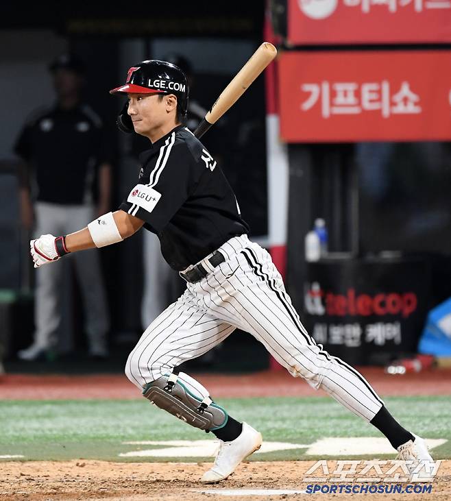 '그 무섭던 돌직구가 사라졌다' 압도적 SV 1위였는데...악몽같은 6월, 경쟁자들 추월 직전, 도대체 무슨 일이