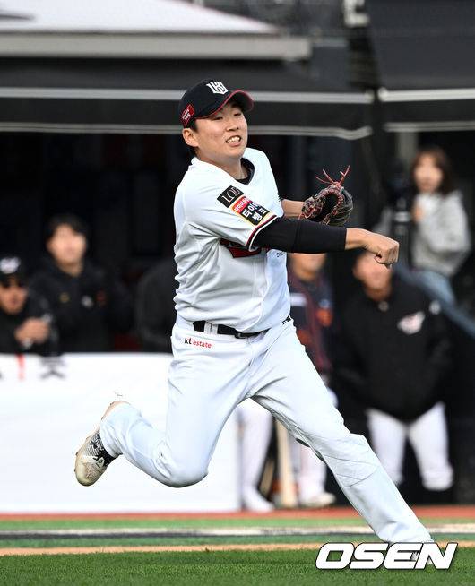 ‘안타-볼넷-안타-볼넷-안타, 미쳤다’ 타율 4할3푼3리, 4관왕 한동희 제치고 타격 1위 되찾다…상무는 16연승 신기록