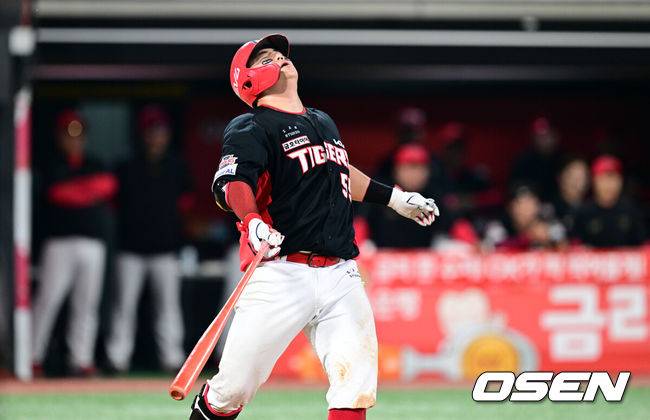 ‘3루 도루’ 스타트 완벽했는데, 왜 3볼에서 타격했을까…“너무 욕심을 냈다” 감독은 등을 돌렸다