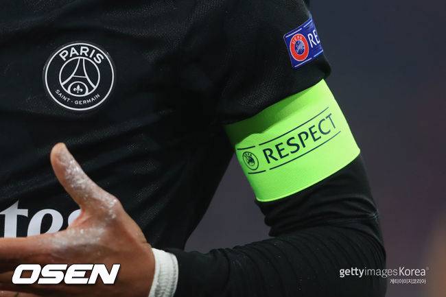 '프랑스 간판스타' 음바페, '프랑스 최고 클럽' PSG 상대로 형사 고소...'정신적 괴롭힘' 수사 착수