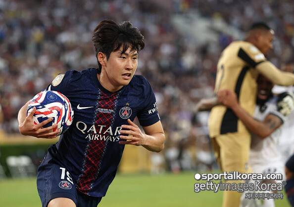 韓 축구 경사 났다! PSG 떠나는 이강인, 아스널행 초읽기…