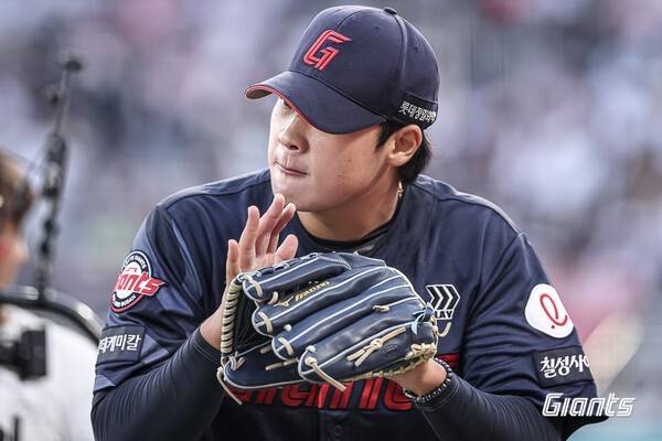롯데 '광속 스캔들' 내가 원조! 껍질 깨기 시작한 '156km' 성골 유망주…데뷔 첫 QS 상대와의 재회, 이민석이 롯데 2위 도전 선봉 선다