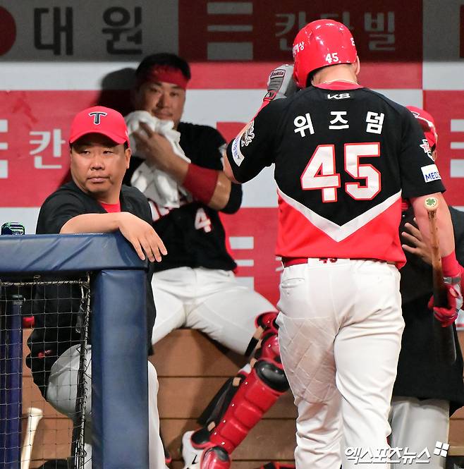 이러다 '여름의 테스형' 그리워지면 안 되는데…'득타율 0.234' 밑에 플로리얼뿐, 7월 교체 카드 꺼낼까