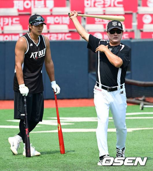 이종범은 왜 최강야구를 택했나…떠나는 그를 탓할 수 없는 야구계 현실