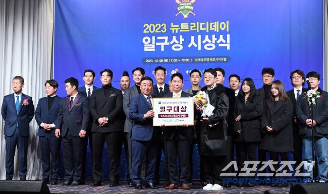 이종범 코치와 최강야구는, KBO리그와 팬들을 기만했다...이제 프로 타이틀과는 영원한 작별이다