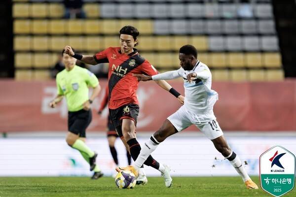[오피셜] 韓 축구 대박 났다! 'U-23 대표' 이강희, 유럽 진출 확정→아우스트리아 빈 입단…
