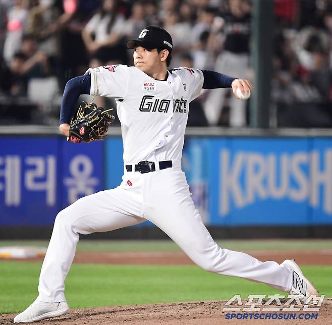155㎞ 광속구가 하루에만 3명…'3강' 롯데는 하루하루가 다르다. 윈나우+리빌딩 동시 진행 [SC포커스]