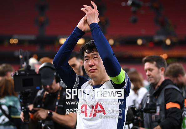 ‘고생했어’ ‘굿바이’ 손흥민, EPL 최종전 끝나고 라커룸에 작별인사…‘英 토트넘 전문매체’ 확인 “관계자들은 토트넘과 작별 확신”