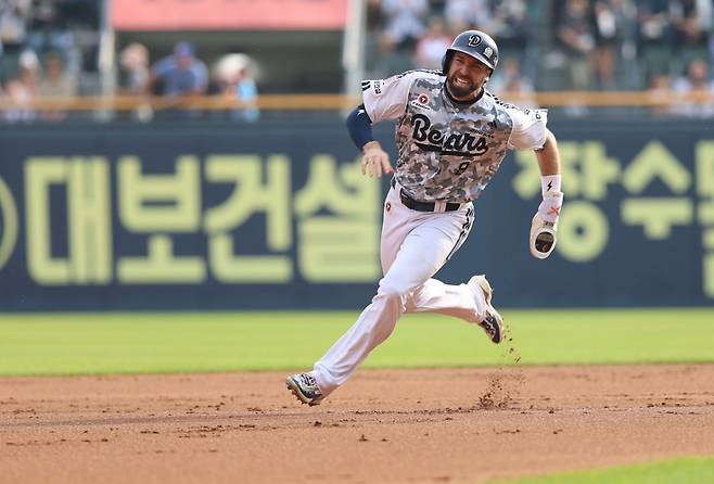 KBO 최초 외국인 주장 탄생하나→두산이 그럴 수 있다... 사령탑
