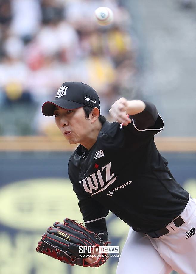 '제 2의 김광현' 트레이드로 인생역전 했다…16승도 가능한 에이스 변신, 벌써 커리어하이 달성