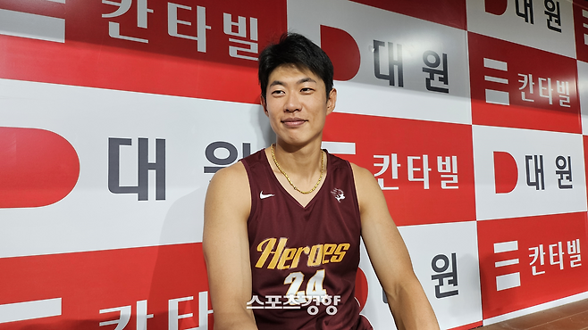 미국 진출? 송성문의 생각 바꾼 김하성의 한 마디 “돈 주고도 못 살 경험 아니냐”