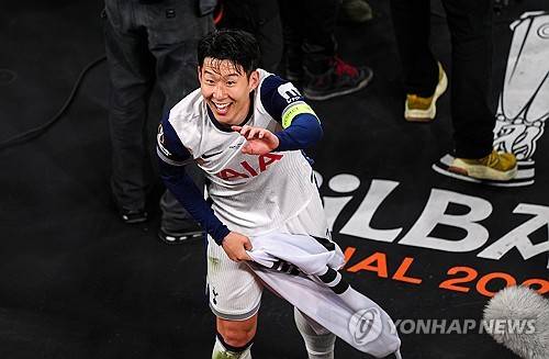 '토트넘과 끝인사' 손흥민, 1400억 포기→MLS서 새 도전?…베일-요리스 뒤이어 LA 입단설 제기