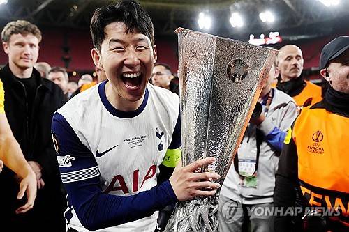 손흥민 '세계 2위' 초대박!…몸값 여전히 '월드클래스' 확인됐다→쿠르투아+E 마르티네스 월클 GK와 동급