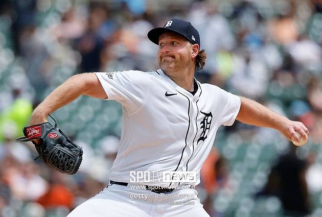 염경엽 눈이 정확했던 것인가… LG 퇴출 선수 뒤늦게 말 들더니, MLB 역대 2위 진기록 '인간승리 탄생'