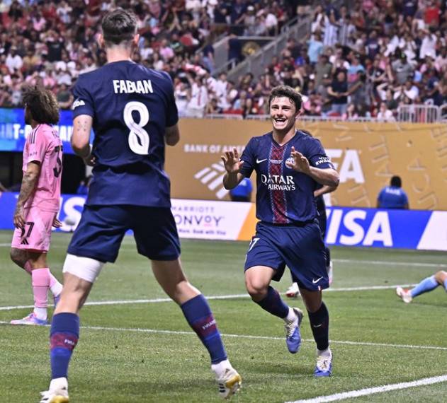 이강인, '황제' 메시 앞에서 환상 전진 패스 뽐냈지만 '출전 짧았다'... PSG, 인터 마이애미 4-0 완파 '클럽 WC 8강행'