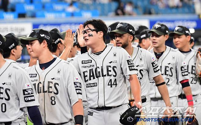 '이게 진짜 맞나' KIA 1위인데, LG 8위-삼성 9위라니…여름 대반전 현실인가