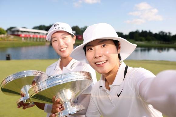 메인 후원사도 없이 지내던 LPGA 생활…임진희, 이소미 LPGA 다우챔피언십 연장 끝 첫 우승 감격