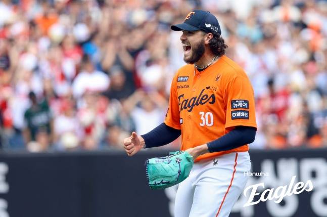 '한화=KS 100%' 확률 잡았다! 폰세 개막 후 11연승→역대 KBO 4차례 모두 진출