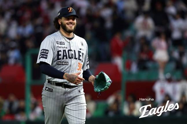 '한화=KS 100%' 확률 잡았다! 폰세 개막 후 11연승→역대 KBO 4차례 모두 진출
