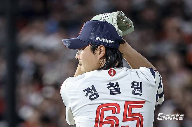 최다 홀드·팬 투표 1위에도 탈락…또 좌절된 롯데 정철원의 첫 올스타전
