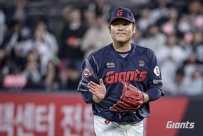 롯데 '가을야구 청부사'로 온 한현희-노진혁, 언제쯤 1군에 힘 보탤까