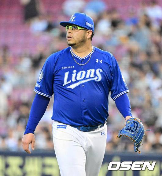 이런 투수를 왜 버렸을까…14억에 품은 특급 에이스, 연패 스토퍼 우뚝 “후라도, 중요한 경기서 완벽한 모습” [오!쎈 잠실]