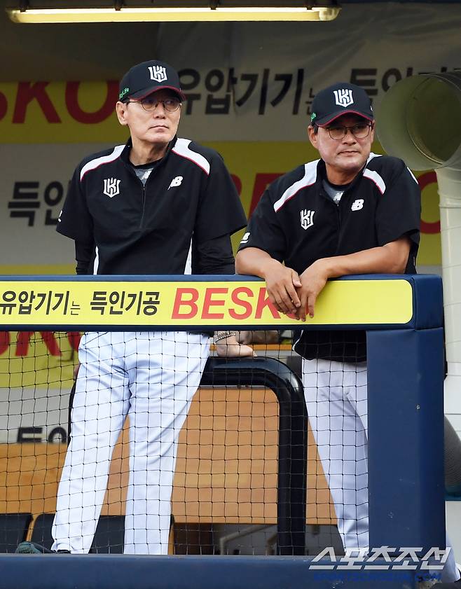 최강야구, 이강철 감독에게 끝까지 무례할수가…치졸한 변명, 선 넘었다