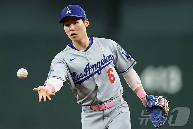 '김혜성 유격수 출전' 다저스, CWS 6-1 격파…오타니 시즌 30호포