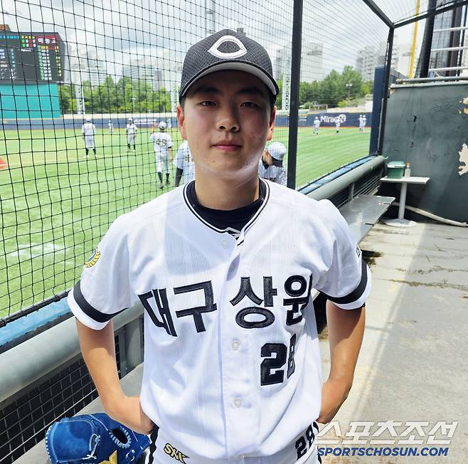 'KIA 슬라이더 장인'이 떠오른다...고고생인데 구종 가치 이미 프로 수준, 도대체 누구? [목동 현장]