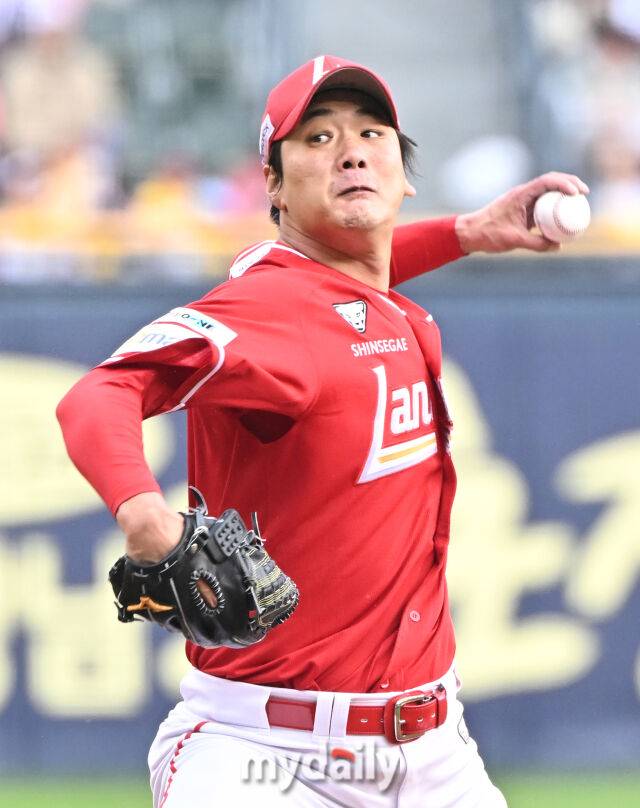SSG가 김광현을 냈는데 아슬아슬했다, 타선 폭발로 KIA 8-5 제압→한유섬과 고명준 좋은 활약 →이도현 데뷔전 쓴맛[MD광주]