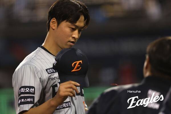 '2군 수련법' 효과 다했나, 2경기 내리 무너진 한화 78억 사이드암…단독 선두 수성하려면 '부활투' 절실